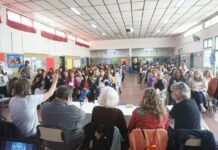 𝗟𝗮 𝗲𝘀𝗰𝘂𝗲𝗹𝗮 𝗱𝗲 𝗳𝗼𝗿𝗺𝗮𝗰𝗶𝗼́𝗻 𝗖𝗮𝗿𝗹𝗼𝘀 𝗙𝘂𝗲𝗻𝘁𝗲𝗮𝗹𝗯𝗮 𝘀𝗶𝗴𝘂𝗲 𝗰𝗿𝗲𝗰𝗶𝗲𝗻𝗱𝗼