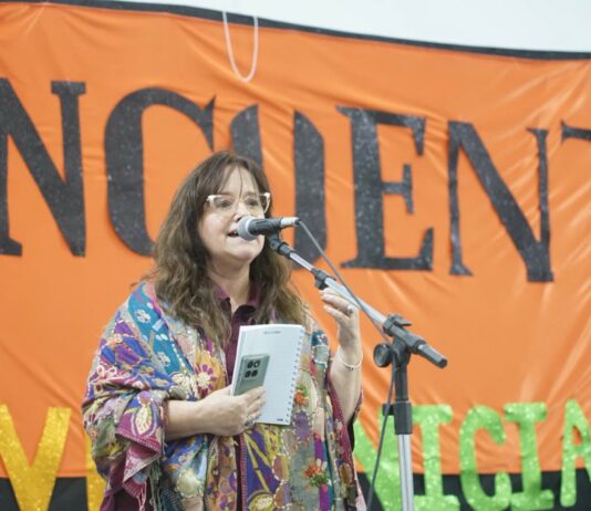ATEN PRESENTE EN LA APERTURA DEL ENCUENTRO DEL ISFD N° 12